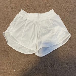 lululemon hotty hot shorts